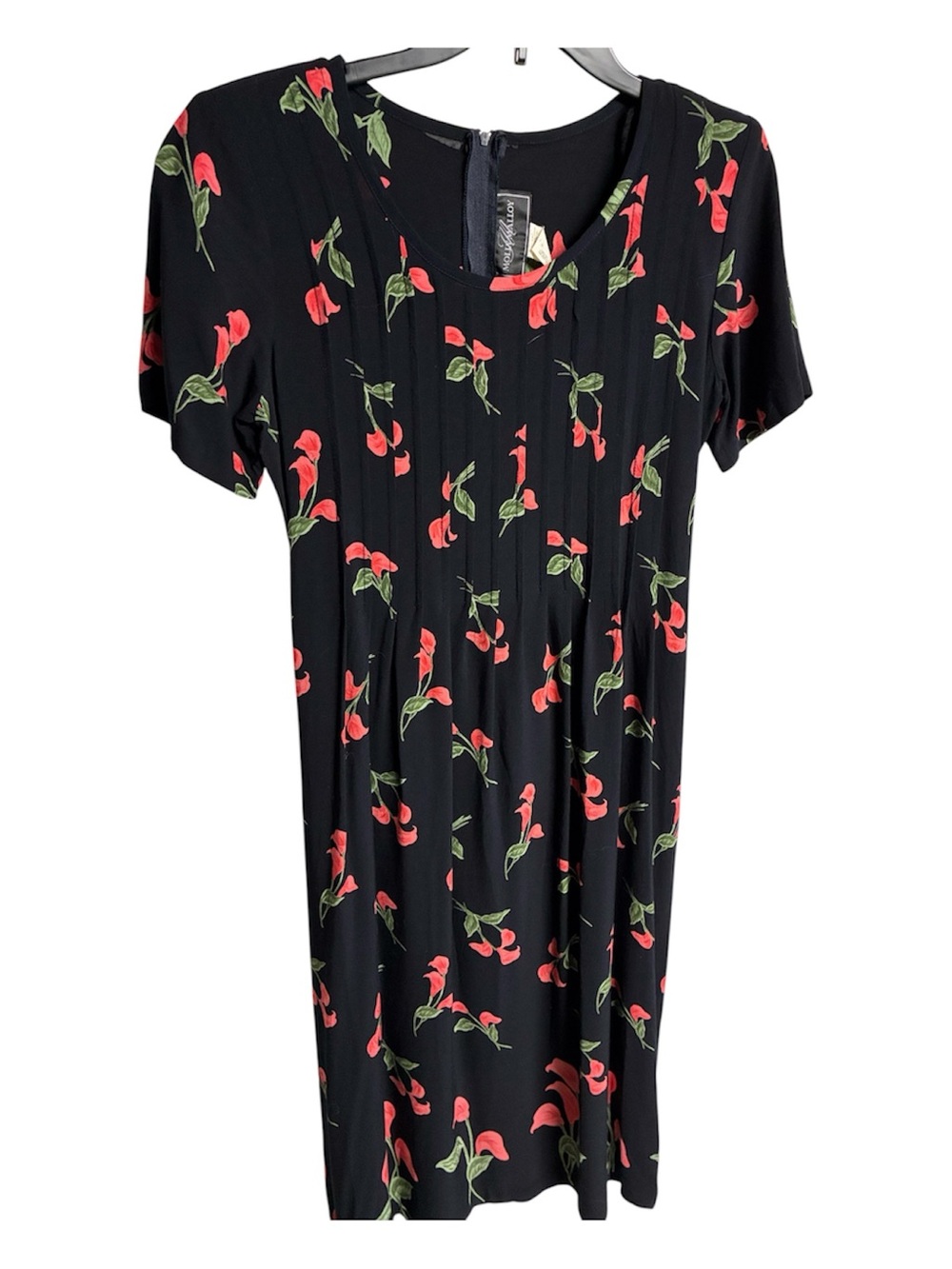 Molly Malloy Black Floral Maxi Pleated Dress size 10
